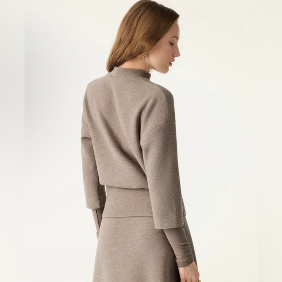 NWT OGL fuzzluxe mock neck sleeve warmer top - Picture 2 of 6